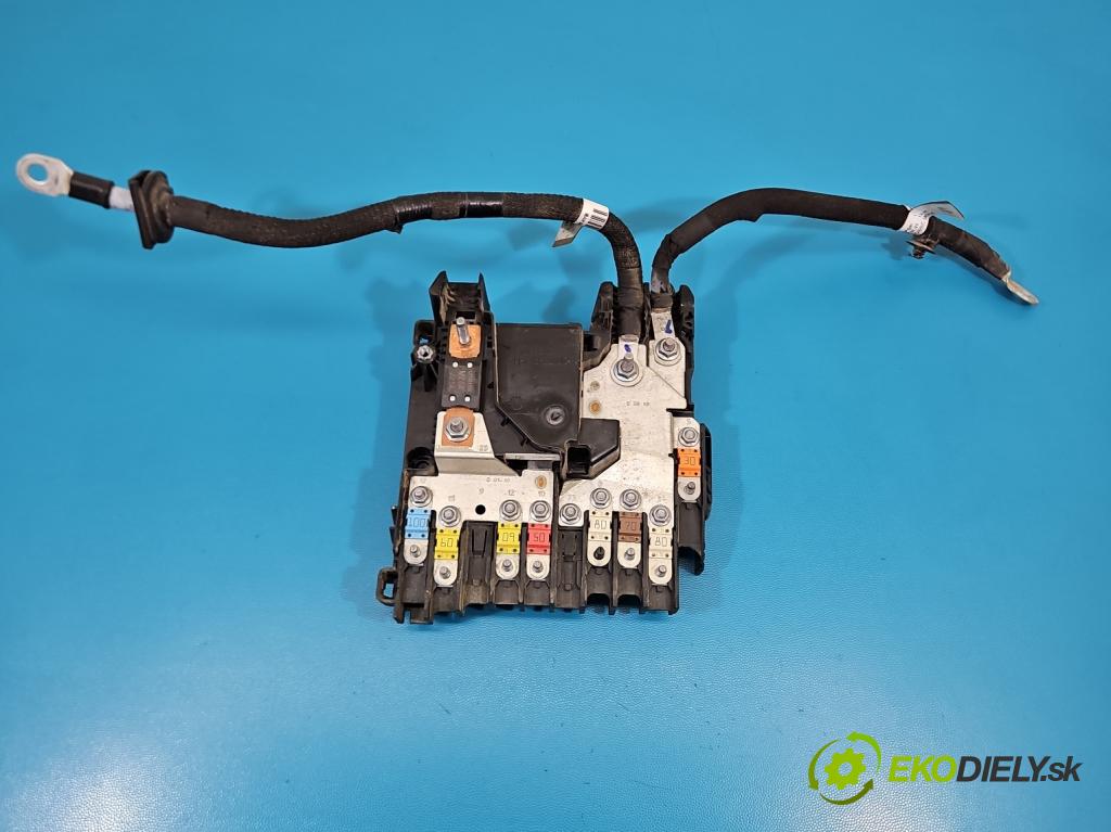 Peugeot 3008 II 2016-2023 1.6 T 300 hp automatic 221 kW 1598 cm3 5- řídící jednotka 9822465180