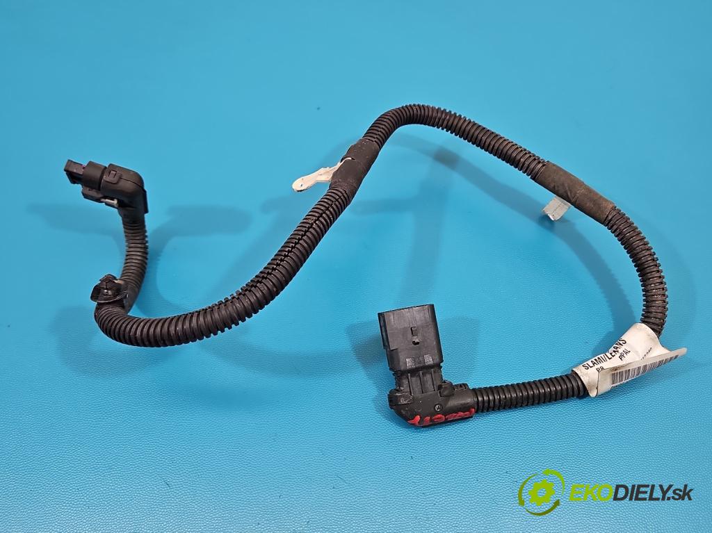 Peugeot 3008 II 2016-2023 1.6 T 300 HP automatic 221 kW 1598 cm3 5- Zväzok: ostatné 9832136080