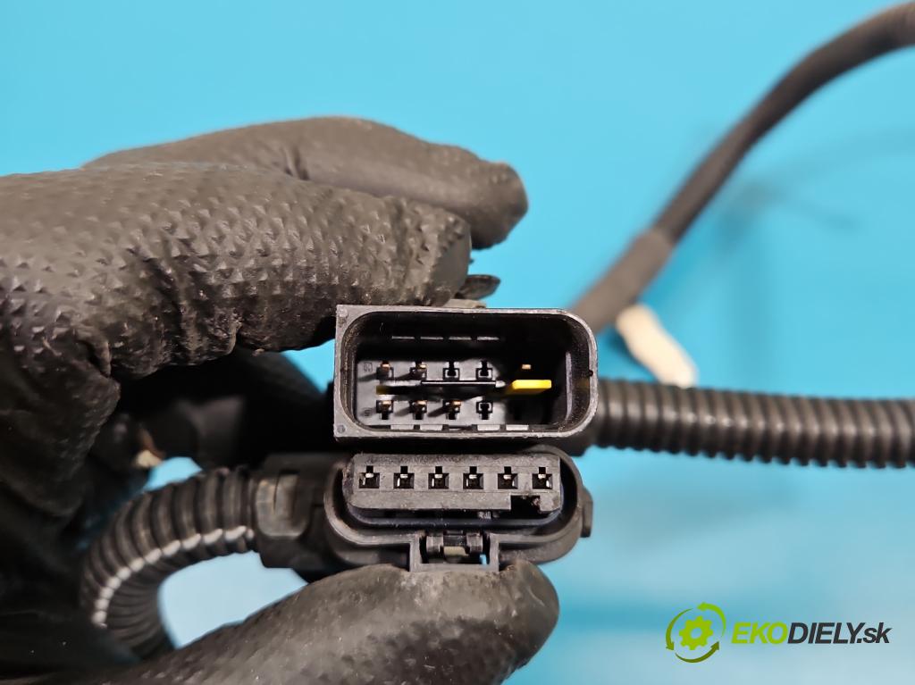 Peugeot 3008 II 2016-2023 1.6 T 300 HP automatic 221 kW 1598 cm3 5- Zväzok: ostatné 9832136080