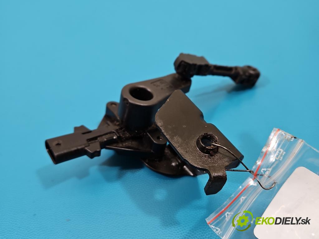 Peugeot 3008 II 2016-2023 1.6 T 300 HP automatic 221 kW 1598 cm3 5- snímač nastavenia xenon 98174231807 (Snímač)