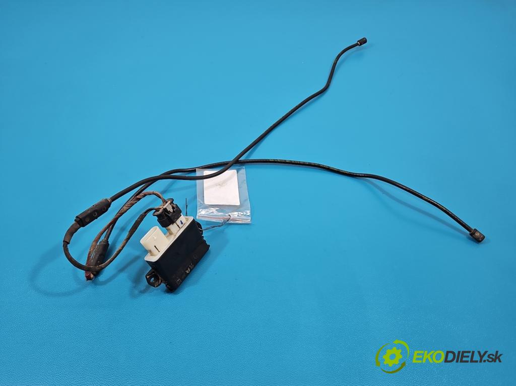 Peugeot 3008 II 2016-2023 1.6 T 300 HP automatic 221 kW 1598 cm3 5- snímač otvorenie: kufrové dvere 9809260680