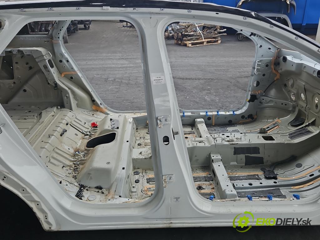 Peugeot 3008 II 2016-2023 1.6 T 300 hp automatic 221 kW 1598 cm3 5- práh pravý  (Karoserie ostatní)