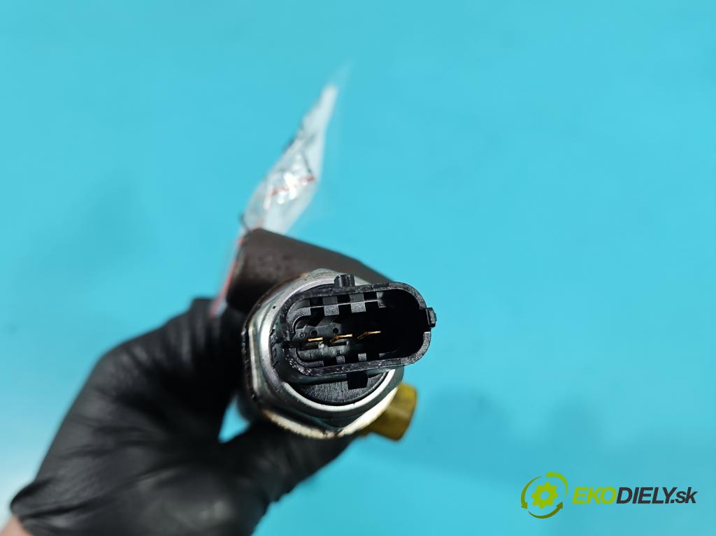 Opel Astra V  2015-2022 1.6 cdti 110 HP manual 81 kW 1598 cm3 5- lišta vstrekovacia 55490702 (Vstrekovacia lišta)