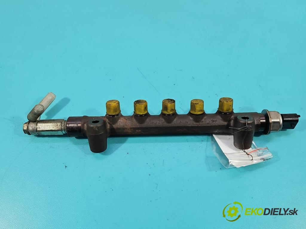 Opel Astra V  2015-2022 1.6 cdti 110 HP manual 81 kW 1598 cm3 5- lišta vstrekovacia 55490702 (Vstrekovacia lišta)