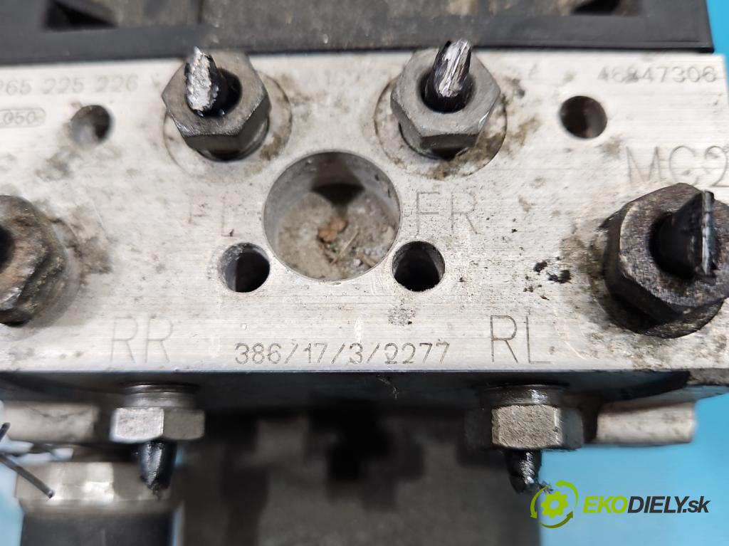 Alfa romeo Gt 2.0 16V 166 HP manual 122 kW 1970 cm3 3- čerpadlo abs 0265950182 (Pumpa ABS)