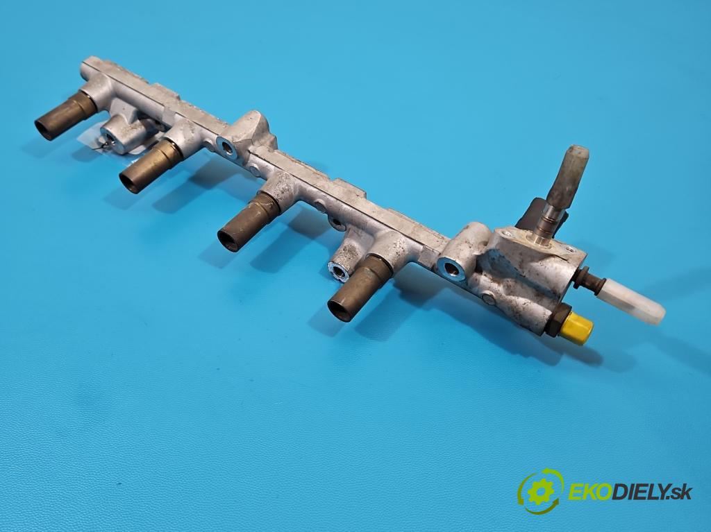 Alfa romeo Gt 2.0 16V 166 hp manual 122 kW 1970 cm3 3- lišta vstřikovací 0261555016 (Vstřikovací lišta)