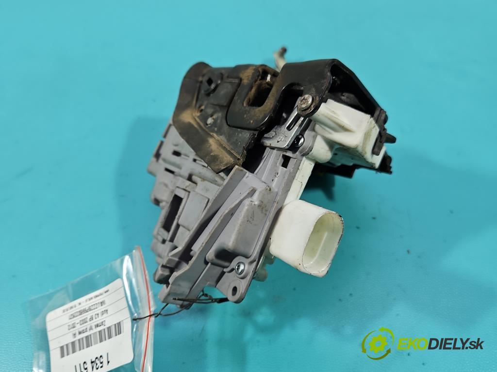 Audi A3 8P 2003-2012 1.9 TDI 105 HP manual 77 kW 1896 cm3 5- zámok zadné pravý