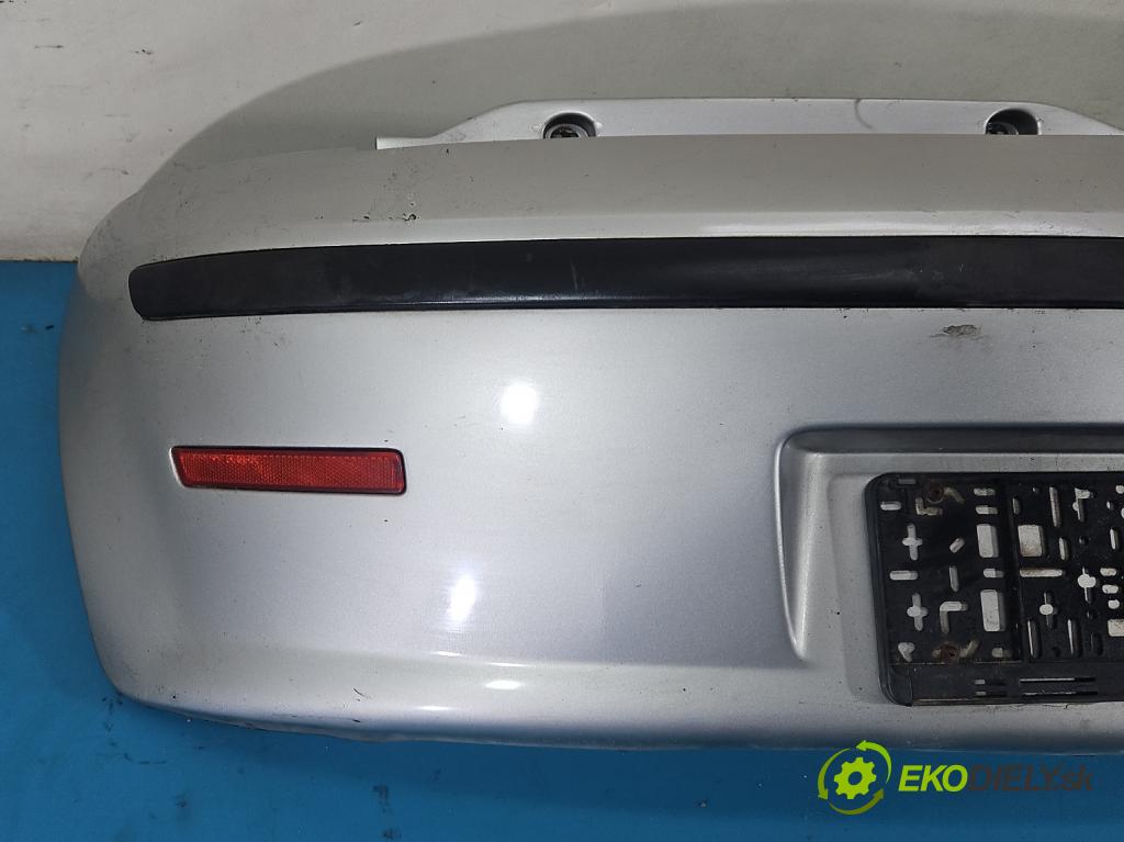 Fiat Punto II 1999-2010 1.2 8V 60 HP manual 44 kW 1242 cm3 3- nárazník zadné  (Kľučka dverí ostatné)