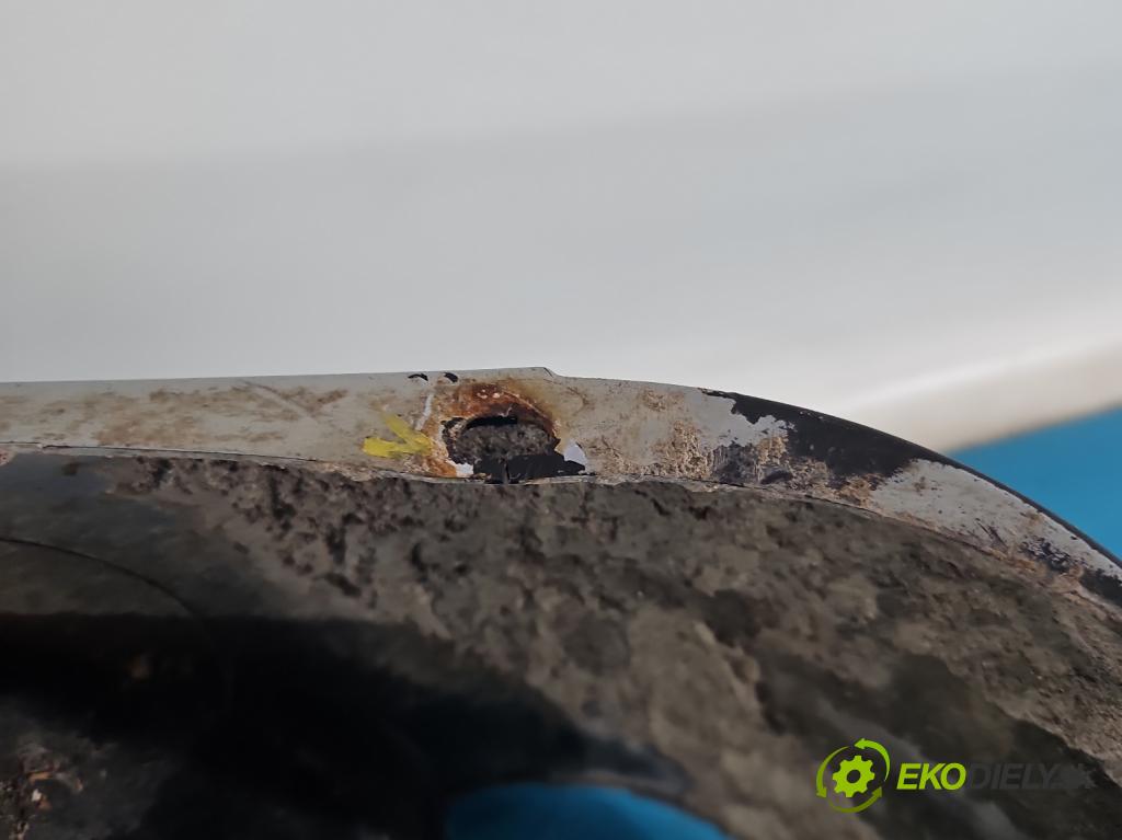 Renault Clio II 1998-2012 1.2 16v 75 hp manual 55 kW 1149 cm3 5- blatnik přední levý  (Levý přední blatník)