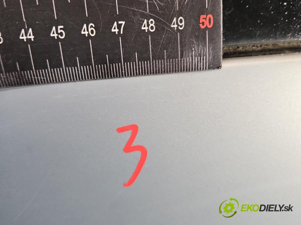 Vw Passat B5 1995-2005 1.8 T 150 hp manual 110 kW 1781 cm3 5- zadní kufrové dveře  (Zadní kapota (kufr))