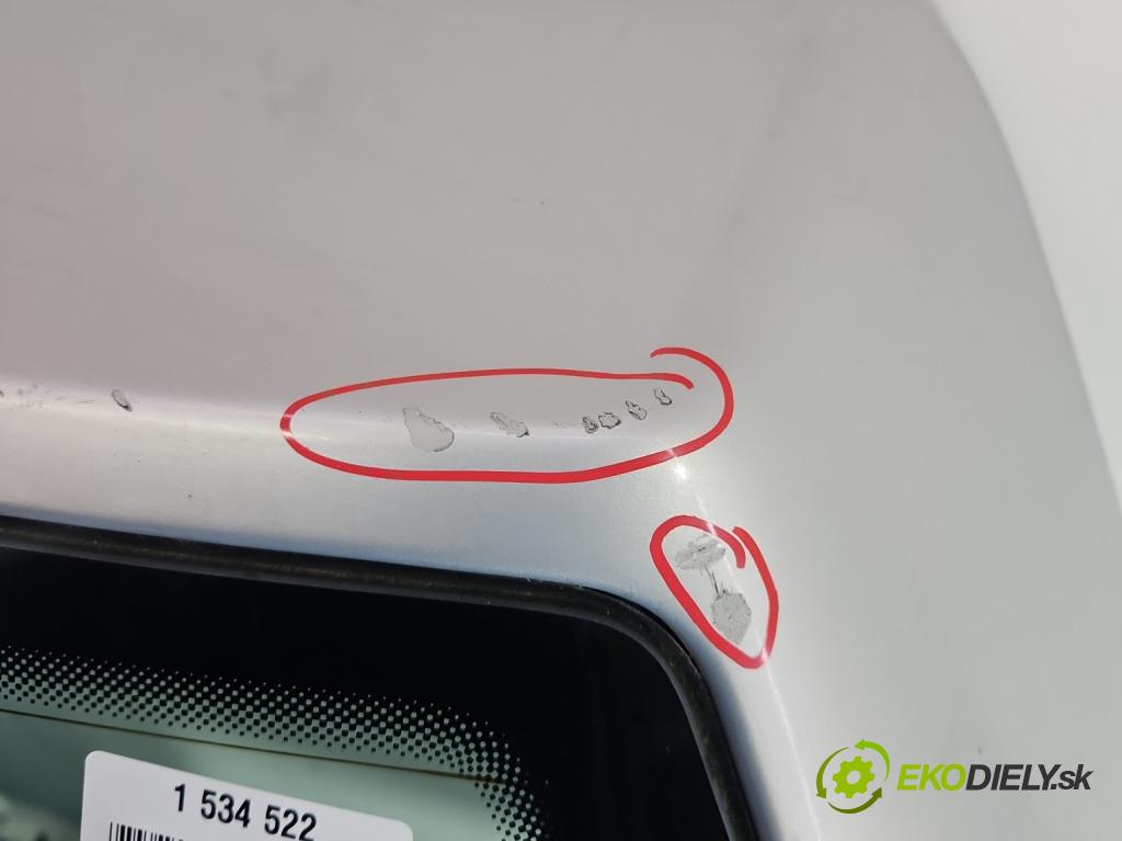 Vw Passat B5 1995-2005 1.8 T 150 hp manual 110 kW 1781 cm3 5- zadní kufrové dveře  (Zadní kapota (kufr))