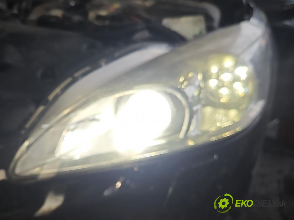 Peugeot 508 I 2010-2018 1.6 thp 156 HP automatic 115 kW 1598 cm3 5- Reflektor: ľavý 9687580680 (Kľučka dverí ostatné)