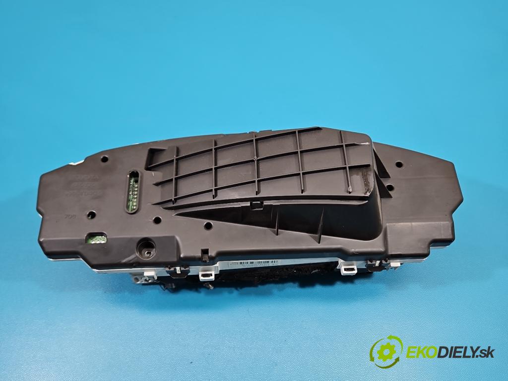 Toyota Yaris II 2005-2011 1.3 vvti 87 HP manual 64 kW 1298 cm3 5- prístrojovka/ budíky 83800-0D660 (Prístrojová doska)