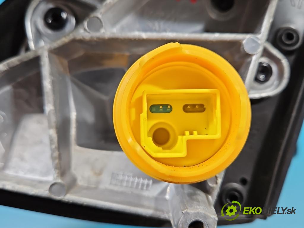 Bmw X5 F15 2013-2018 3.0d 258 hp automatic 190 kW 2993 cm3 5- zpětné zrcátko pravé  (Klika dveří ostatní)