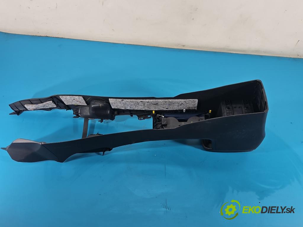 Toyota Corolla E15 2007-2014 1.6 vvti 124hp manual 91 kW 1598 cm3 4- operadlo 58910-02080 (Lakťová opierka)