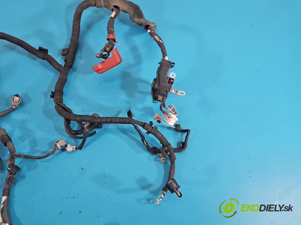 Toyota Corolla E15 2007-2014 1.6 vvti 124hp manual 91 kW 1598 cm3 4- Zväzok: motora 82121CT02K60-F