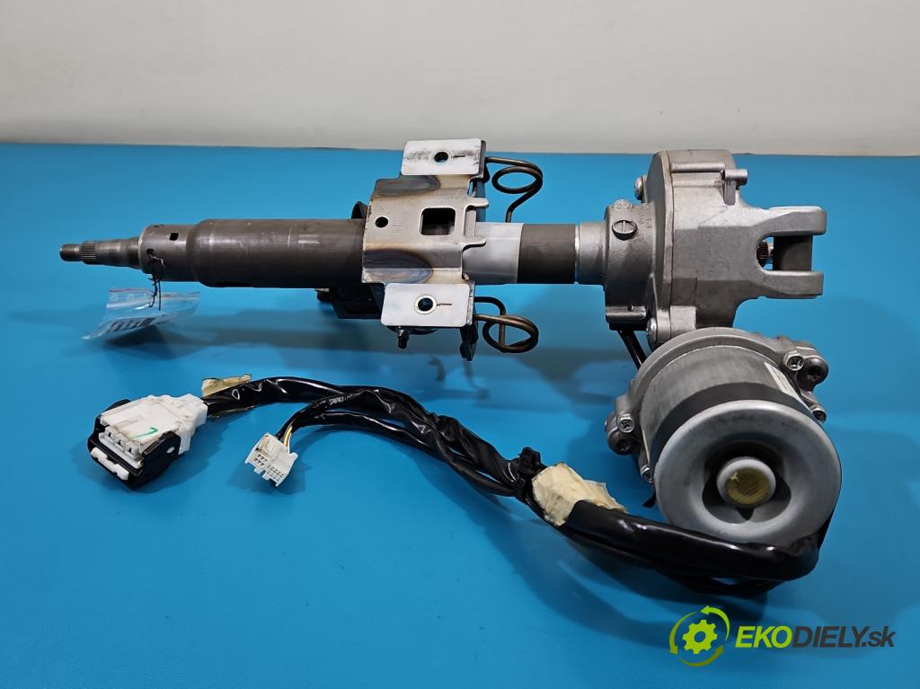 Toyota Corolla E15 2007-2014 1.6 vvti 124 hp manual 91 kW 1598 cm3 4- čerpadlo posilovač 132100-1011 (Servočerpadlo)