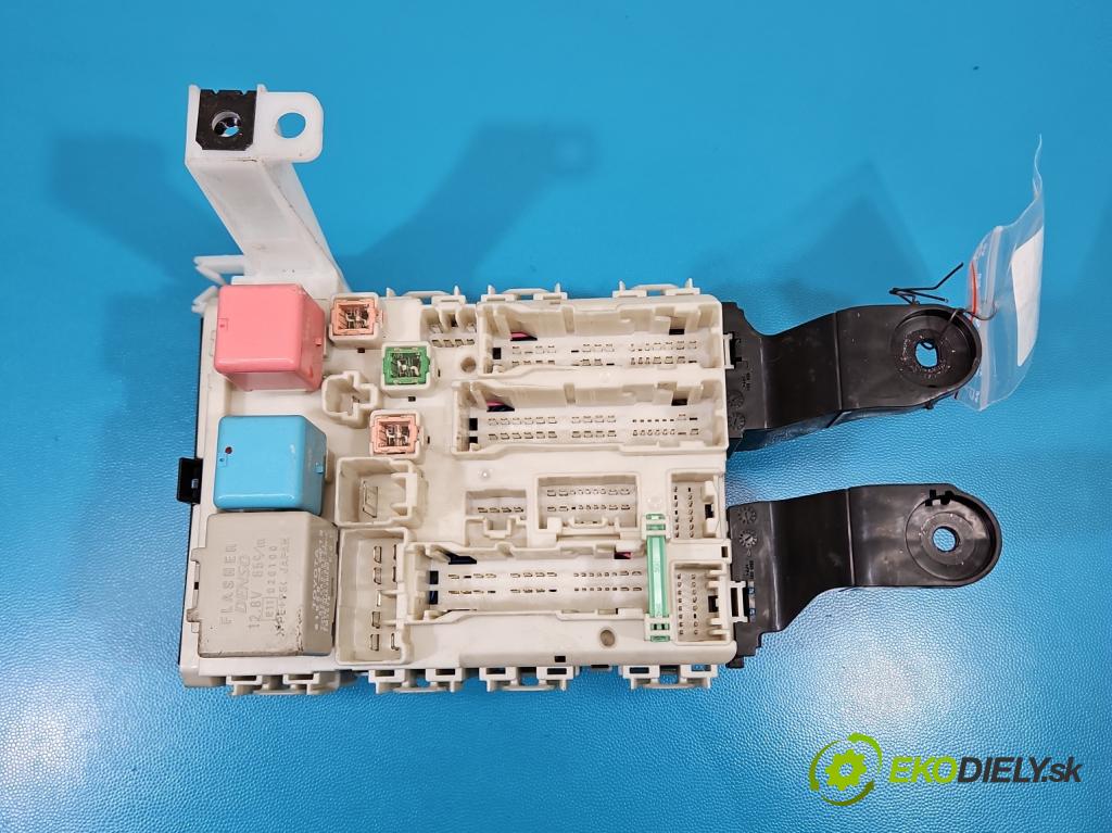 Toyota Corolla E15 2007-2014 1.6 vvti 124 hp manual 91 kW 1598 cm3 4- řídící jednotka komfortu 82730-02790