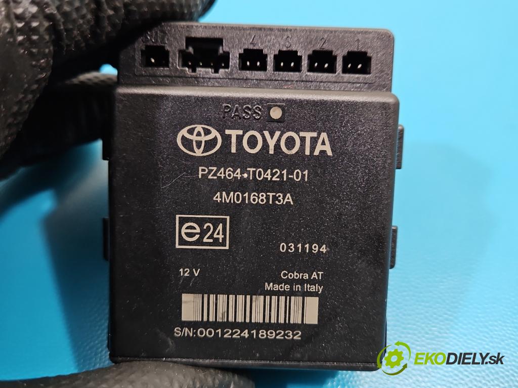 Toyota Corolla E15 2007-2014 1.6 vvti 124hp manual 91 kW 1598 cm3 4- riadiaca jednotka parkovaní: PZ464-T0421-01