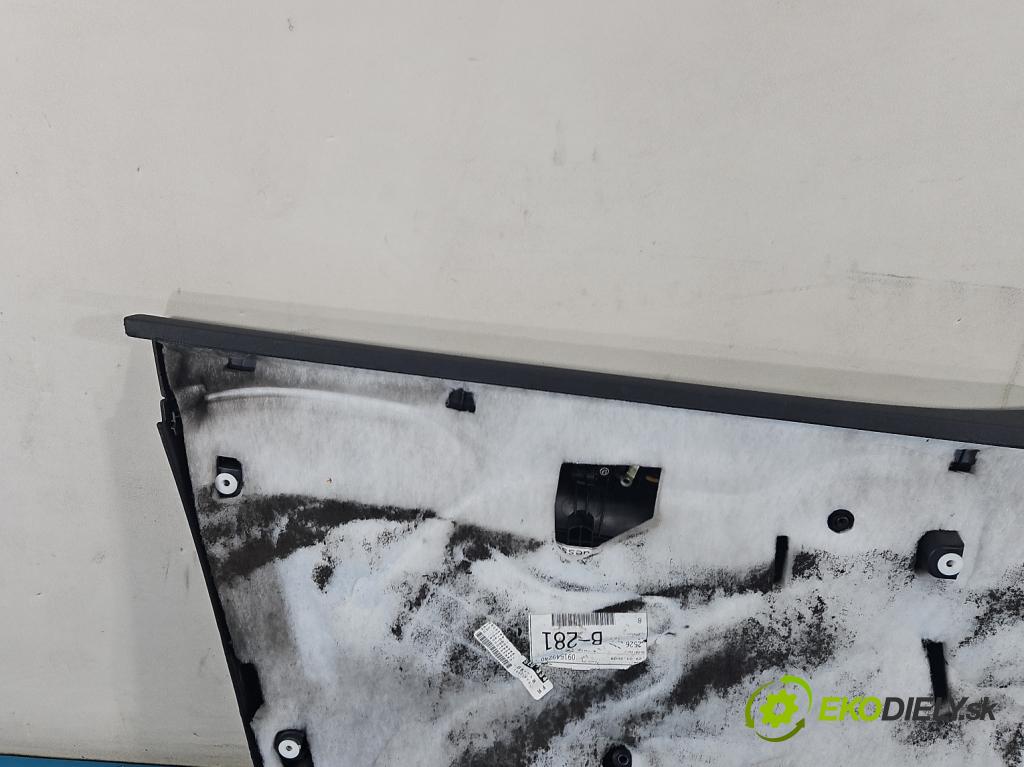 Audi A3 8P 2003-2012 1.9 TDI 105 HP manual 77 kW 1896 cm3 5- Čalounictví: dvere predné pravé