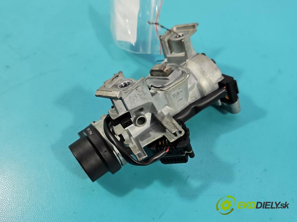 Audi A3 8P 2003-2012 1.9 TDI 105 HP manual 77 kW 1896 cm3 5- Spínačka 1K0905851B (Spínacia skrinka)