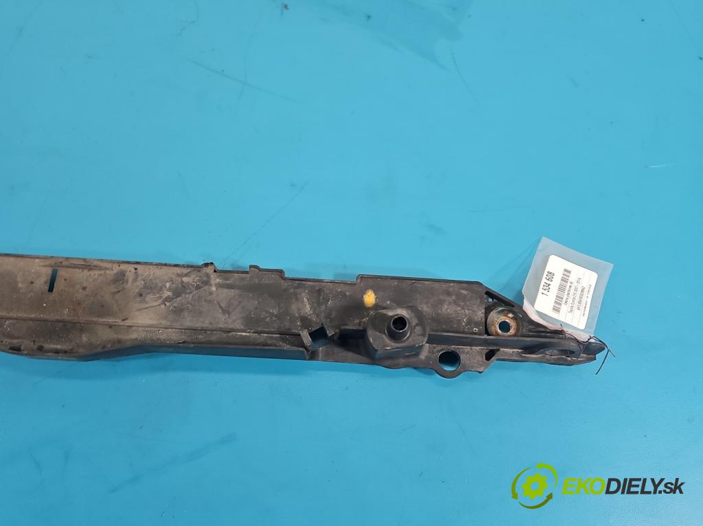 Toyota Corolla E15 2007-2014 1.6 vvti 124hp manual 91 kW 1598 cm3 4- kryt plast 16040-0D380