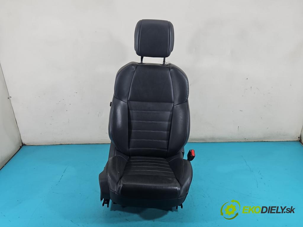 Peugeot 508 I 2010-2018 1.6 thp 156 HP automatic 115 kW 1598 cm3 5- Sedačka pravý  (Sedadlo)