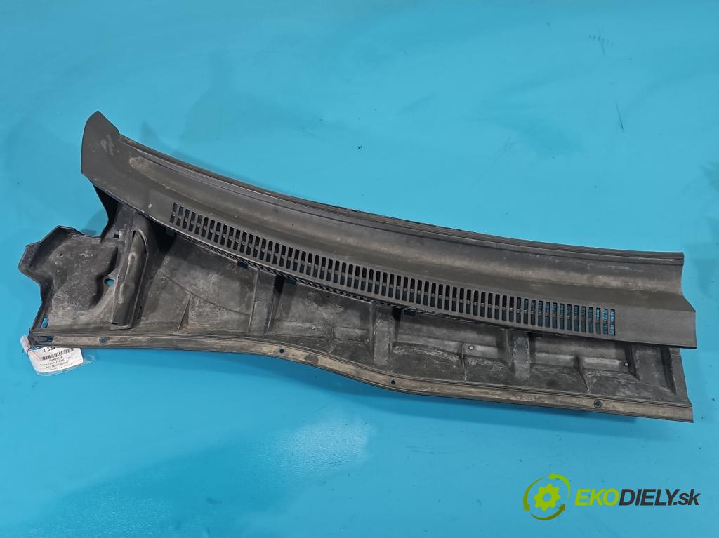 Toyota Corolla E15 2007-2014 1.6 vvti 124hp manual 91 kW 1598 cm3 4- torpédo 55783-02070 (Torpédo (plast pod čelným sklom))