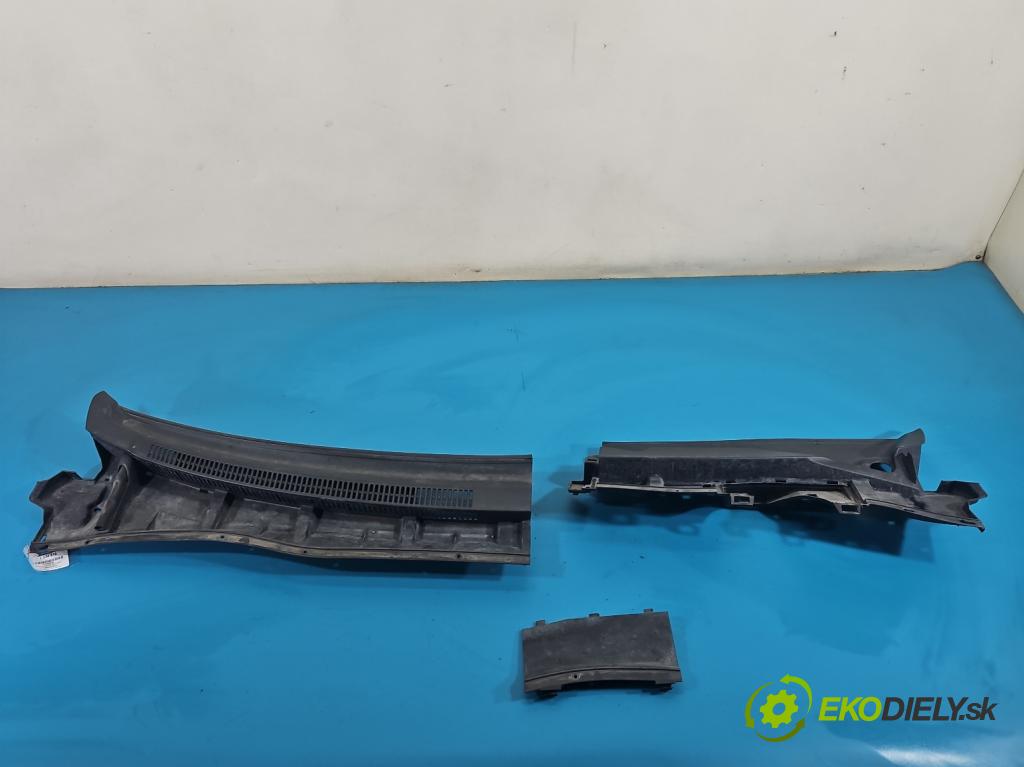 Toyota Corolla E15 2007-2014 1.6 vvti 124hp manual 91 kW 1598 cm3 4- torpédo 55783-02070 (Torpédo (plast pod čelným sklom))