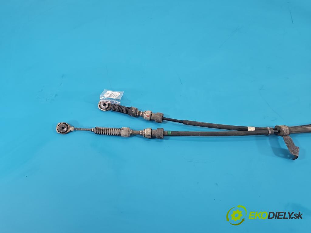 Toyota Corolla E15 2007-2014 1.6 vvti 124hp manual 91 kW 1598 cm3 4- Páka: Změny: stupeň,rýchlosť  (Rýchlostná páka (kulisa))