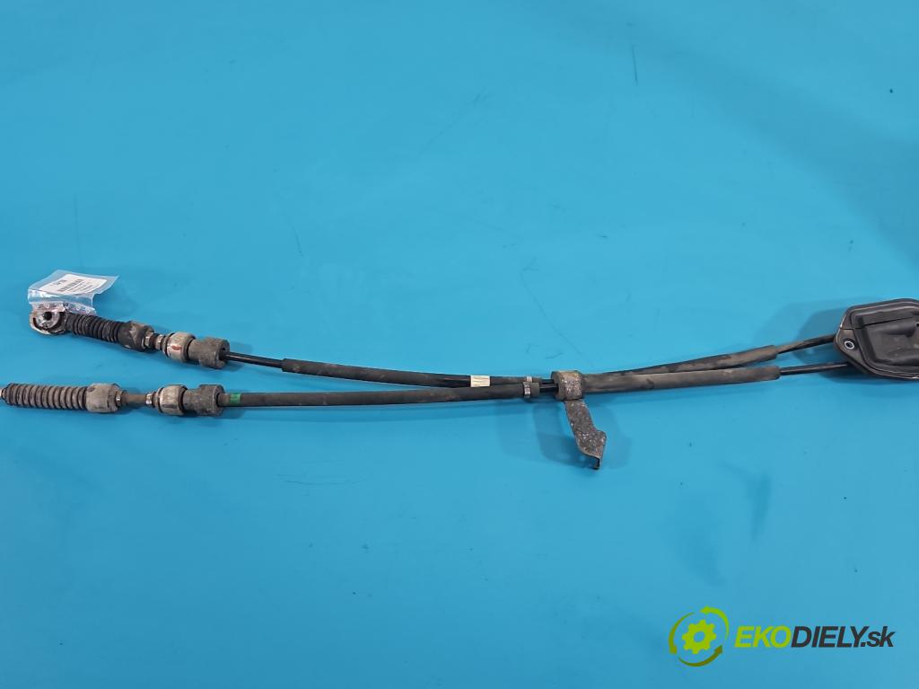 Toyota Corolla E15 2007-2014 1.6 vvti 124hp manual 91 kW 1598 cm3 4- Páka: Změny: stupeň,rýchlosť  (Rýchlostná páka (kulisa))