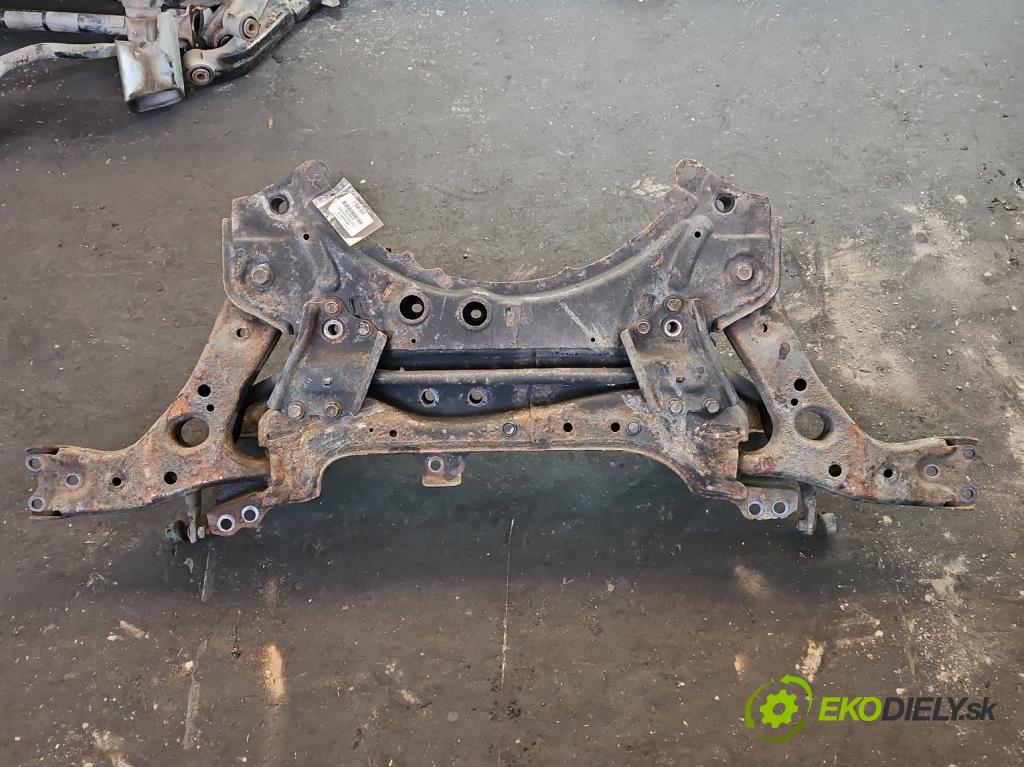 Toyota Corolla E15 2007-2014 1.6 vvti 124hp manual 91 kW 1598 cm3 4- výstuha motora