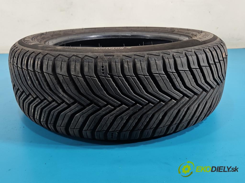 Toyota Corolla E15 2007-2014 1.6 vvti 124hp manual 91 kW 1598 cm3 4- pneumatika celoročné 4ks komplet