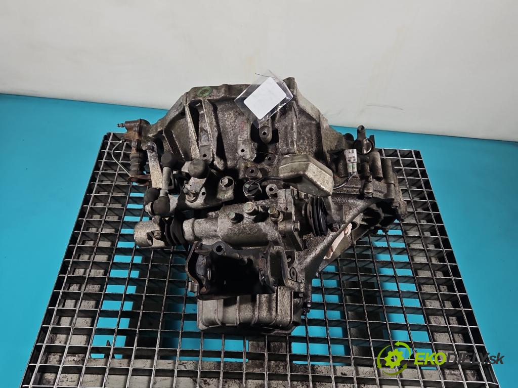 Toyota Corolla E15 2007-2014 1.6 vvti 124hp manual 91 kW 1598 cm3 4- prevodovka stupeň,rýchlosť manual 31115-02020