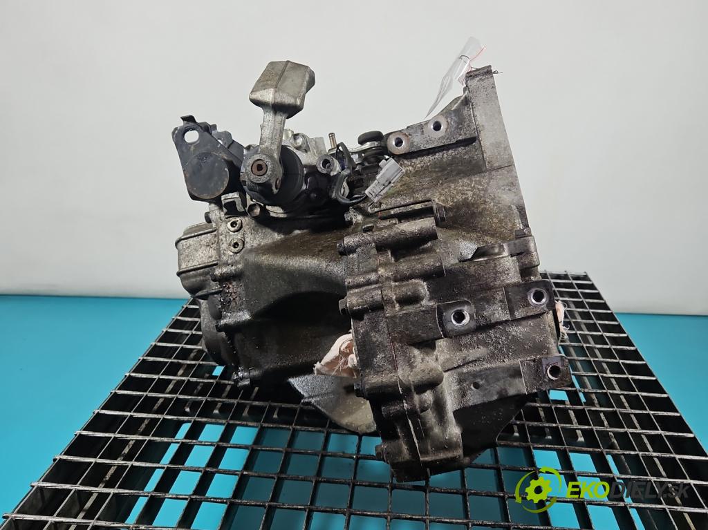 Toyota Corolla E15 2007-2014 1.6 vvti 124hp manual 91 kW 1598 cm3 4- prevodovka stupeň,rýchlosť manual 31115-02020