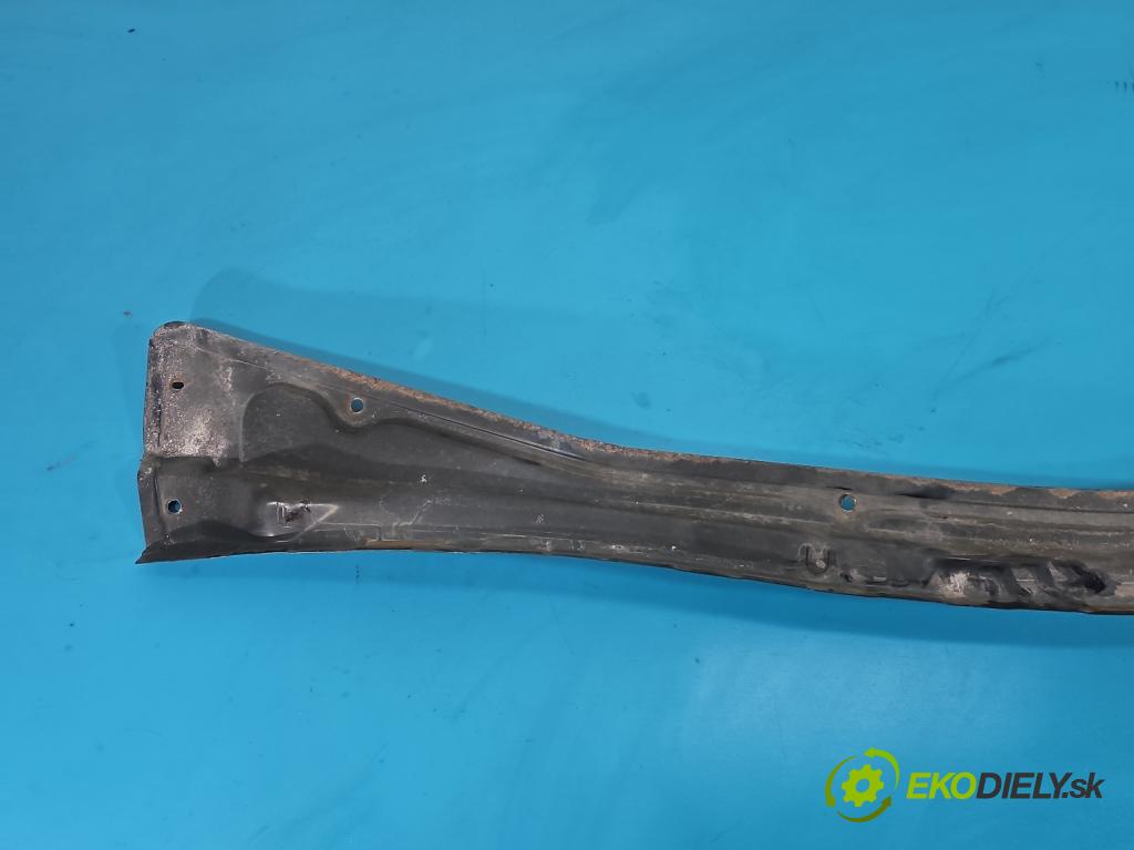 Opel Movano III 2010-2022 2.3 cdti 170 HP manual 125 kW 2299 cm3 2- torpédo  (Torpédo (plast pod čelným sklom))