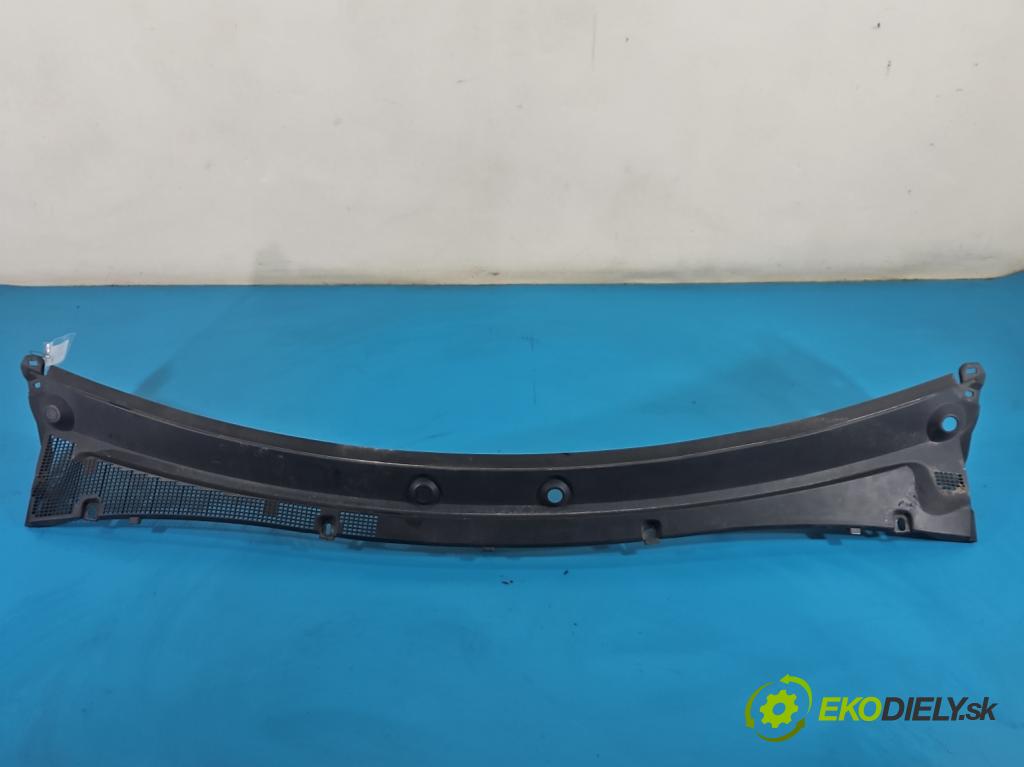 Opel Movano III 2010-2022 2.3 cdti 170 hp manual 125 kW 2299 cm3 2- torpédo 668100009R (Plast pod čelním sklem)