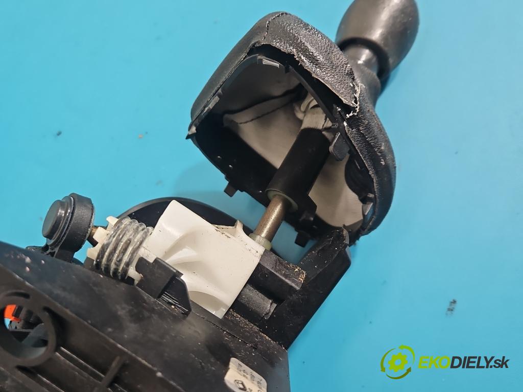 Opel Movano III 2010-2022 2.3 cdti 170 HP manual 125 kW 2299 cm3 2- Páka: Změny: stupeň,rýchlosť 349012637R (Rýchlostná páka (kulisa))