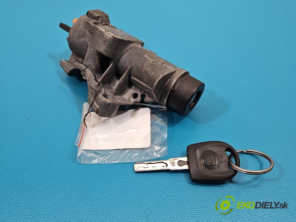 Seat Ibiza III 6L 2002-2008 1.4 TDI 80 HP manual 59 kW 1422 cm3 3- Spínačka 4B0905851C (Spínacia skrinka)