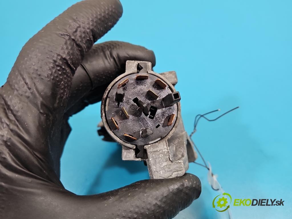 Seat Ibiza III 6L 2002-2008 1.4 TDI 80 HP manual 59 kW 1422 cm3 3- Spínačka 4B0905851C (Spínacia skrinka)