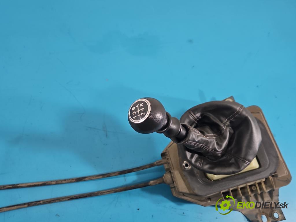 Fiat Punto II 1999-2010 1.2 8V 60 HP manual 44 kW 1242 cm3 3- Páka: Změny: stupeň,rýchlosť  (Rýchlostná páka (kulisa))