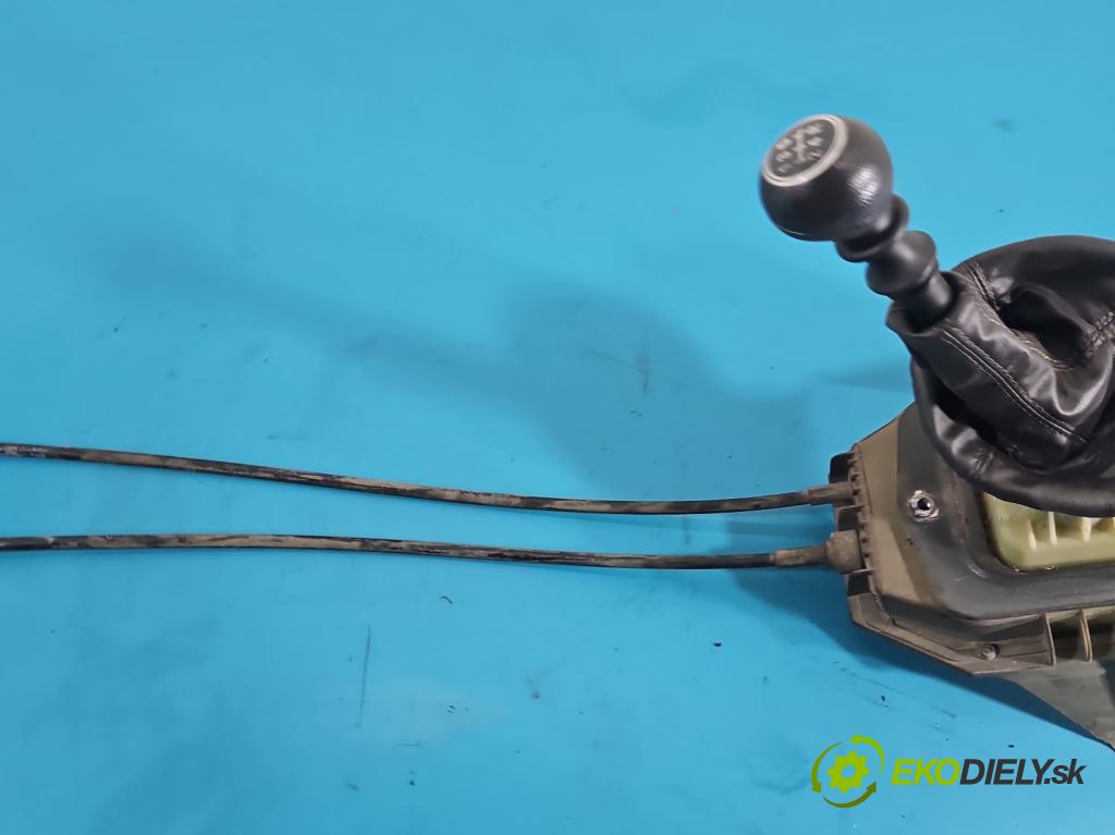 Fiat Punto II 1999-2010 1.2 8V 60 HP manual 44 kW 1242 cm3 3- Páka: Změny: stupeň,rýchlosť  (Rýchlostná páka (kulisa))