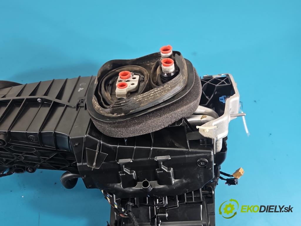 Vw Tiguan I 2007-2016 1.4 TSI 150 hp manual 110 kW 1399 cm3 5- radiátor 5M1820003BM (Radiátor topení)