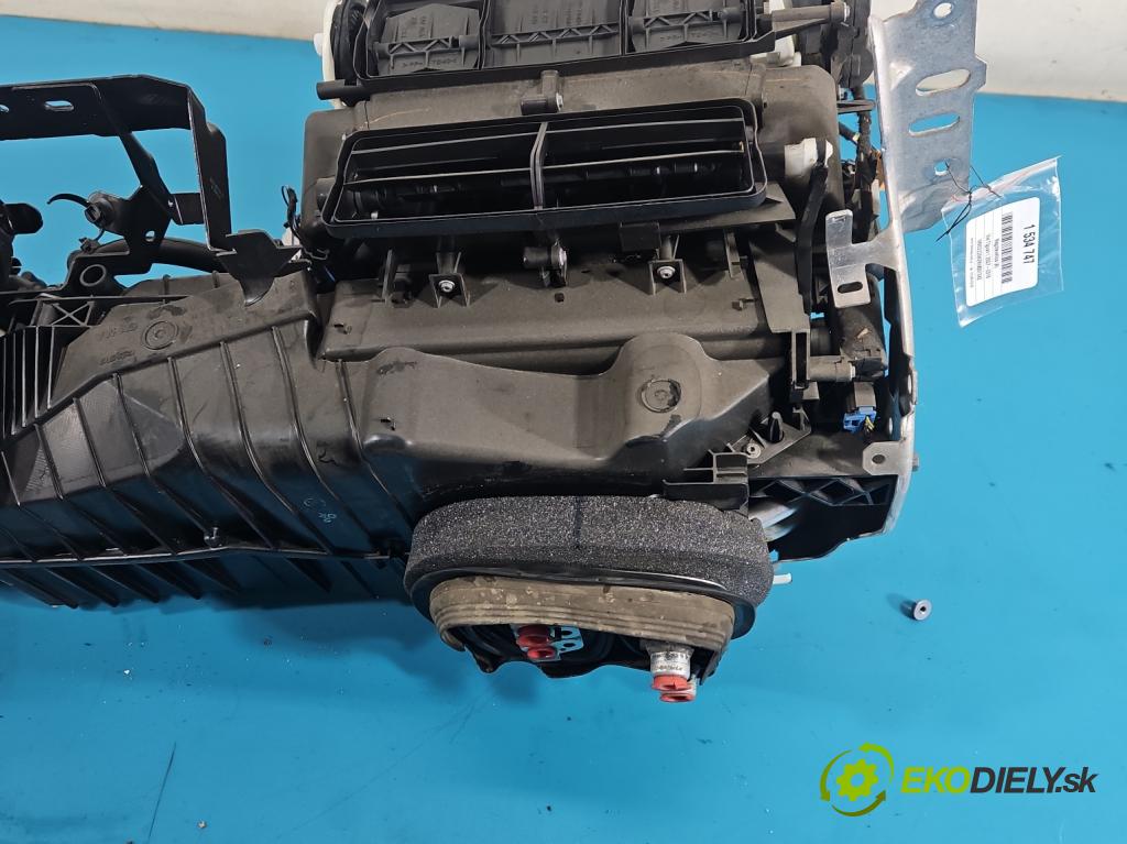 Vw Tiguan I 2007-2016 1.4 TSI 150 hp manual 110 kW 1399 cm3 5- radiátor 5M1820003BM (Radiátor topení)