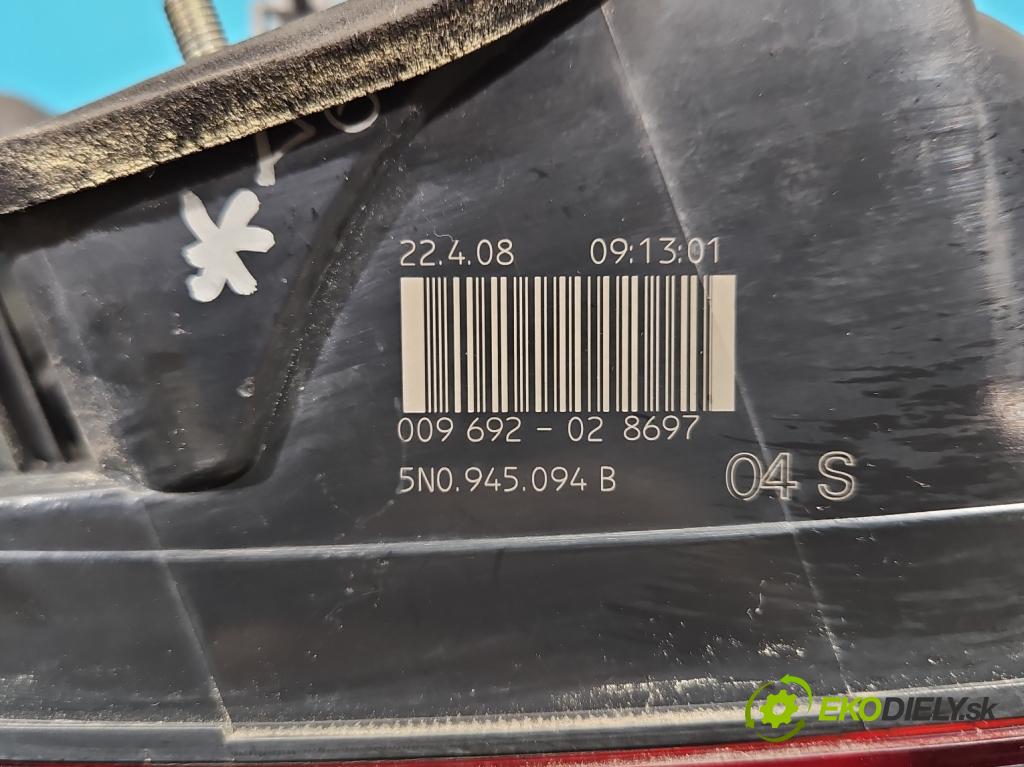 Vw Tiguan I 2007-2016 1.4 TSI 150 HP manual 110 kW 1399 cm3 5- svetlo / reflektor zadné pravé 5N0945094B (Kľučka dverí ostatné)