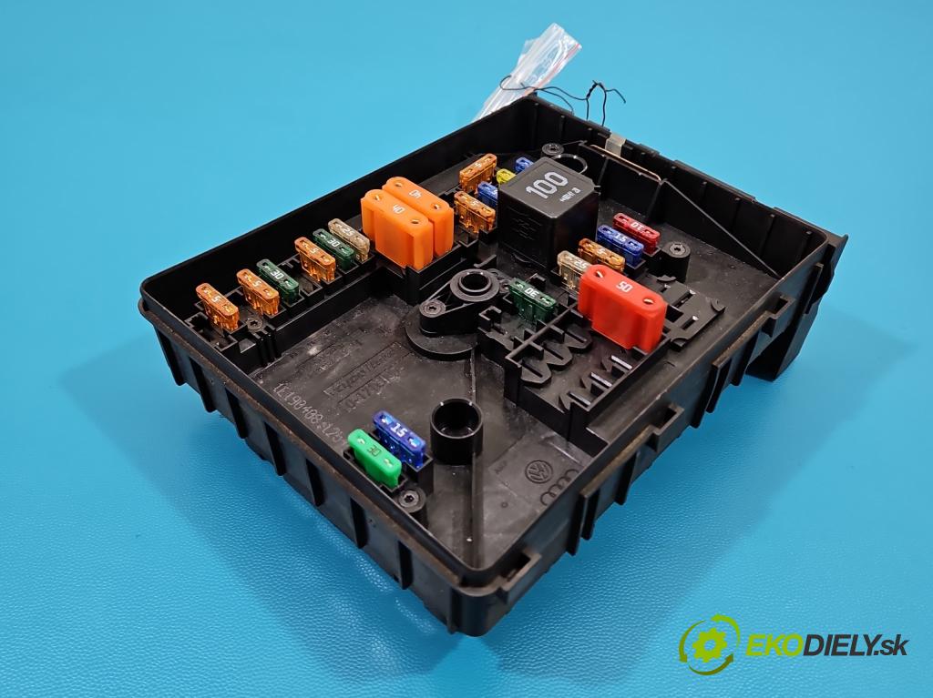 Vw Tiguan I 2007-2016 1.4 TSI 150 hp manual 110 kW 1399 cm3 5- skříňka pojistková  (Pojistková skříňka)