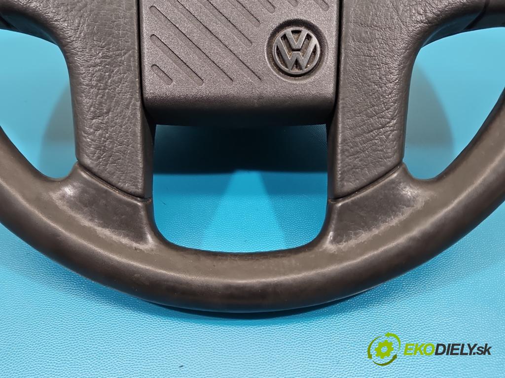 Vw Golf II 1983-1992 1.3 plyn: 54 HP manual 40 kW 1272 cm3 5- volant  (Volant)