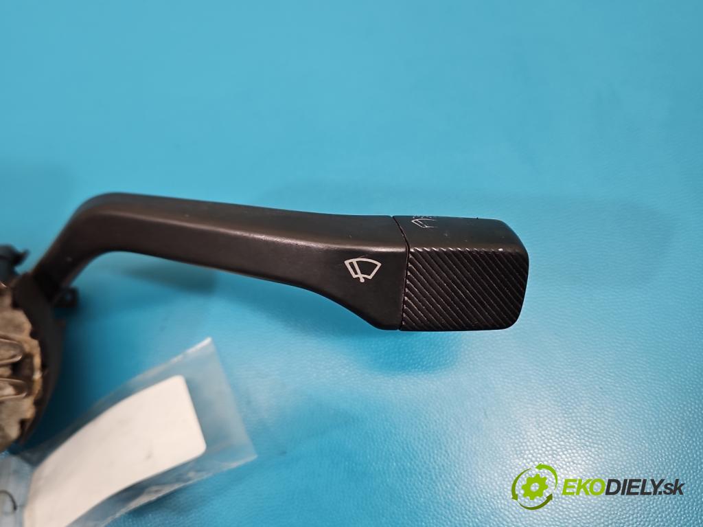 Vw Golf II 1983-1992 1.3 plyn: 54 HP manual 40 kW 1272 cm3 5- prepínač komplex:  (Prepínacie páčky pod volantom)