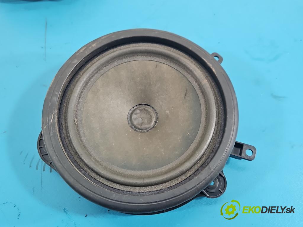 Audi A3 8P 2003-2012 1.9 TDI 105 HP manual 77 kW 1896 cm3 5- reproduktory komplet 8P4035382E