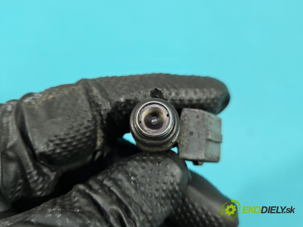 Renault Clio II 1998-2012 1.2 16v 75 HP manual 55 kW 1149 cm3 5- vstrek IWP099 (Vstrekovač paliva)